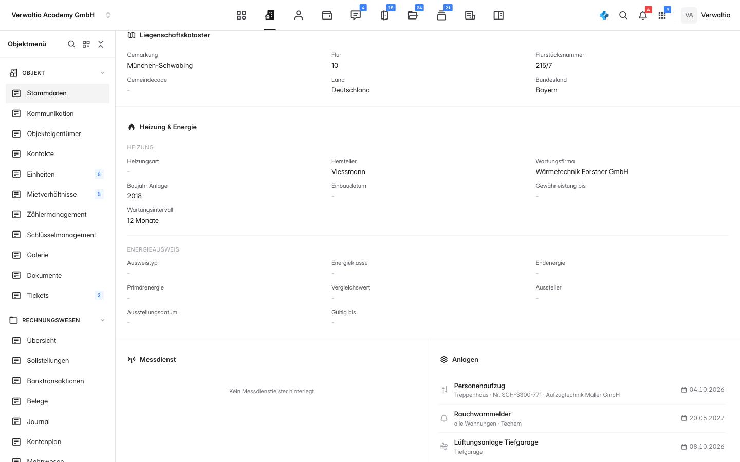 Der Block Liegenschaftskataster mit Gemarkung, Flur und Flurstücksnummer
